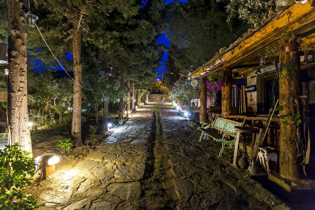 Stonehouse Ξενοδοχείο Σελτσούκ Εξωτερικό φωτογραφία